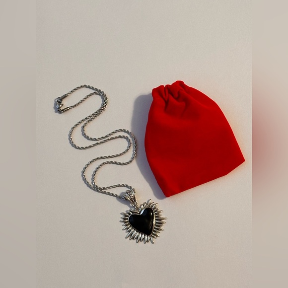 Sacred Heart Necklace Black Heart Silver Necklace Stainless Steel Chain New - Picture 6 of 12
